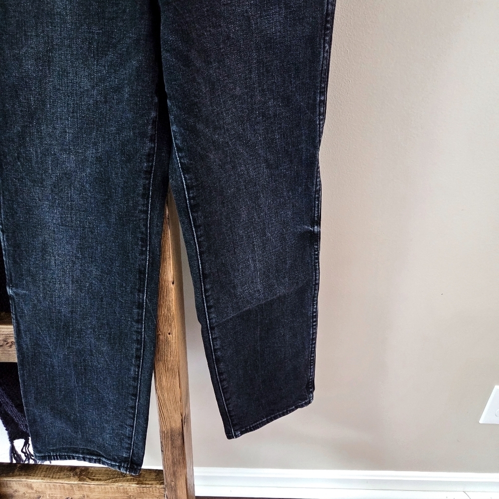 Express Modern Straight Super High Rise Jeans – Black Wash – Size 2S - Picture 4 of 7